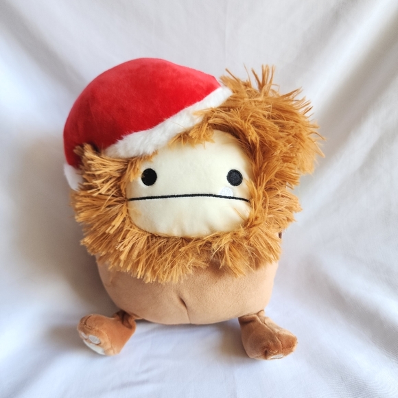 Benny Squishmallows NWT 8" Winter Bigfoot Christmas - Picture 1 of 4